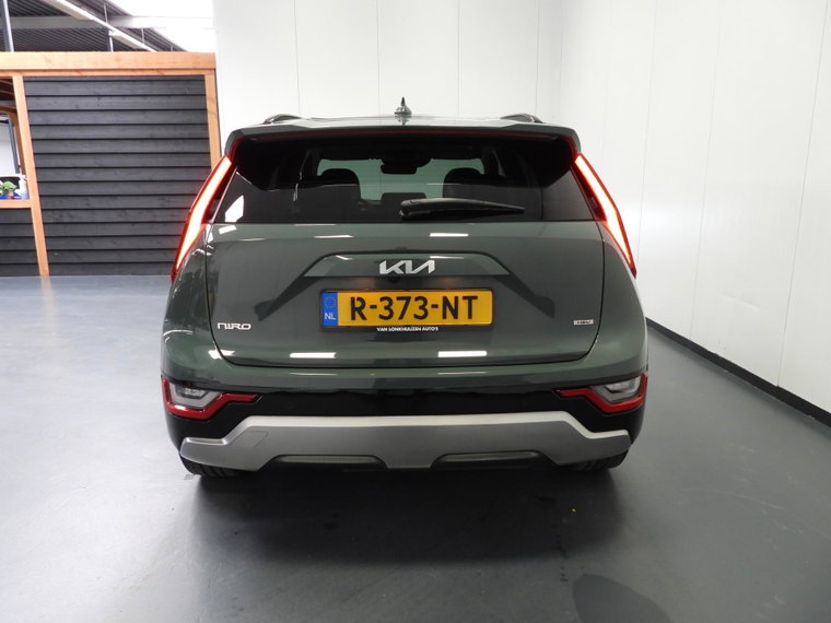 Vehicle Image 45
