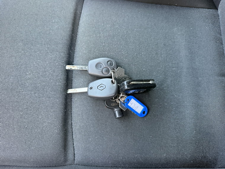 Vehicle Image 26