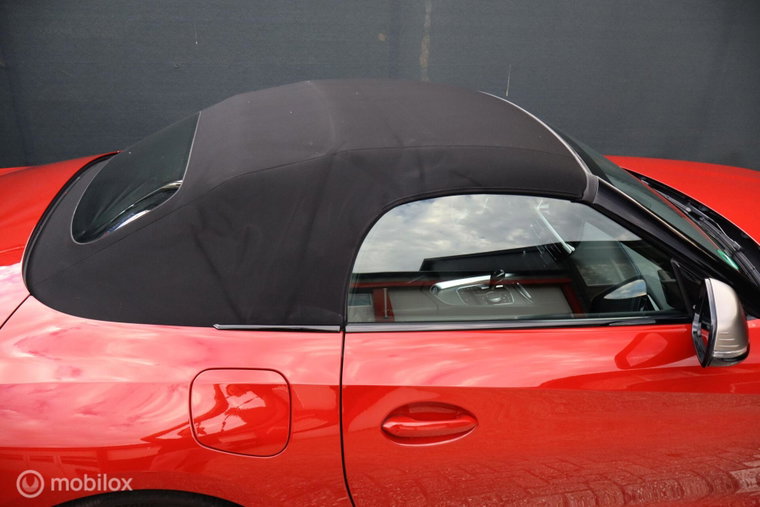 Vehicle Image 38