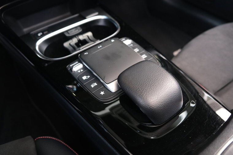 Vehicle Image 30