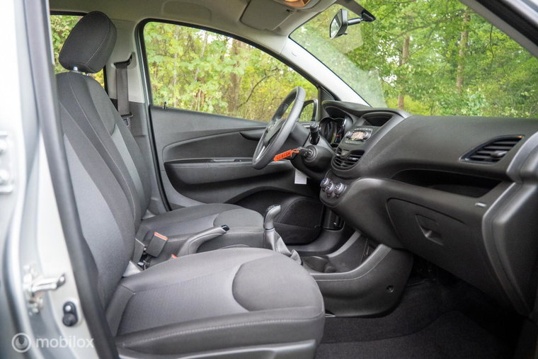 Vehicle Image 22
