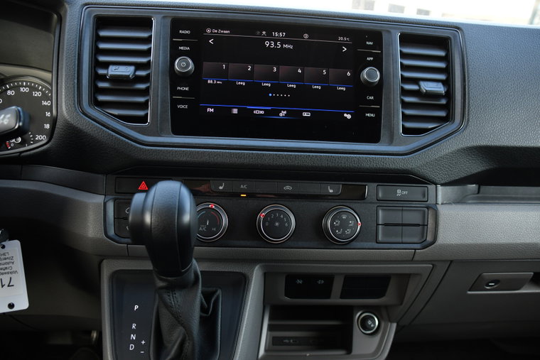 Vehicle Image 19