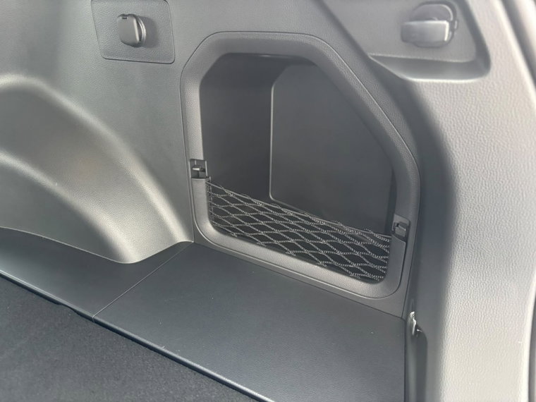Vehicle Image 37