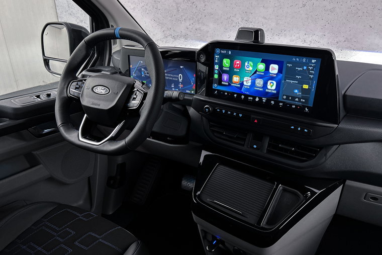 Vehicle Image 13
