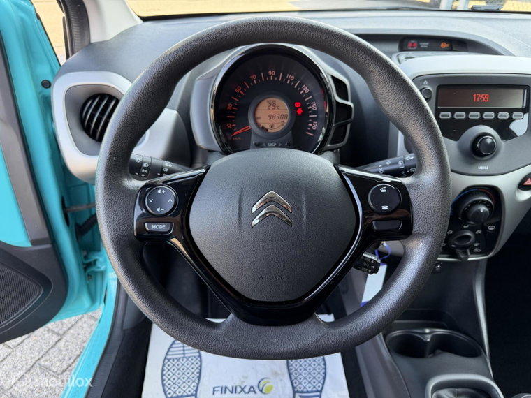 Vehicle Image 32