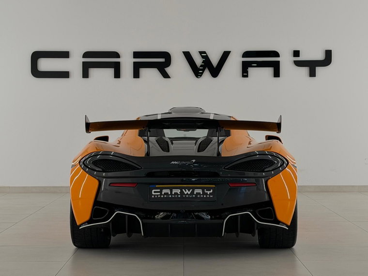 Vehicle Image 16