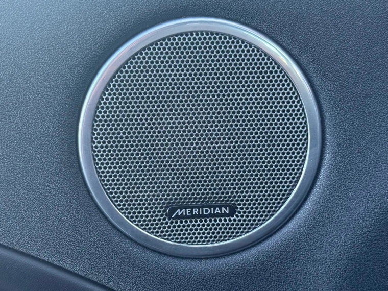 Vehicle Image 26