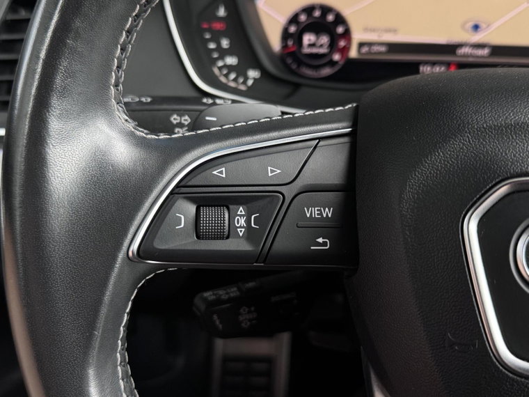 Vehicle Image 30