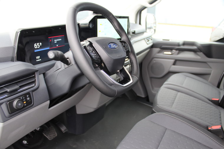 Vehicle Image 38