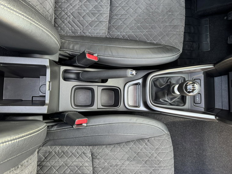Vehicle Image 35