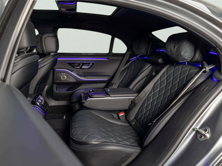 Vehicle Image 15