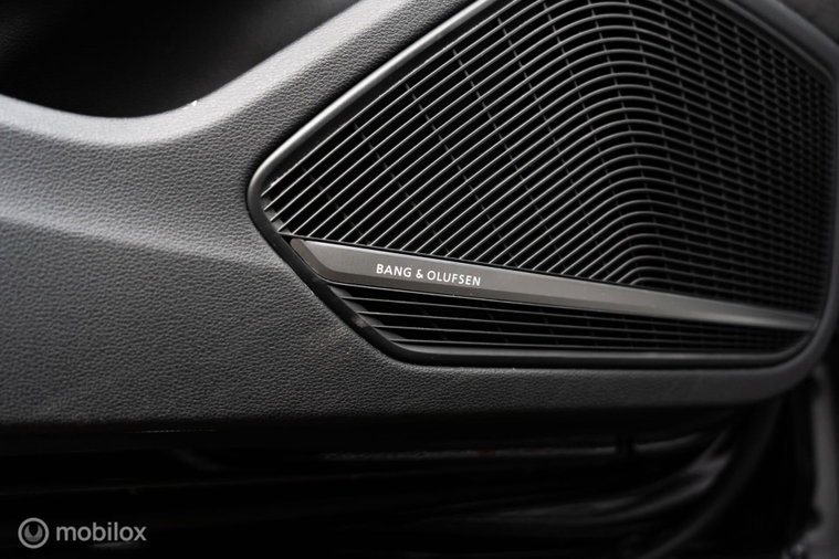 Vehicle Image 45