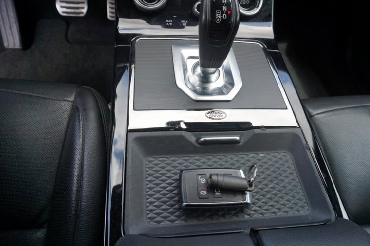 Vehicle Image 16