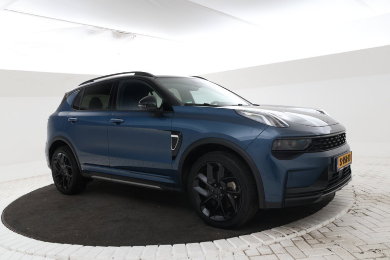 Vehicle Image 4