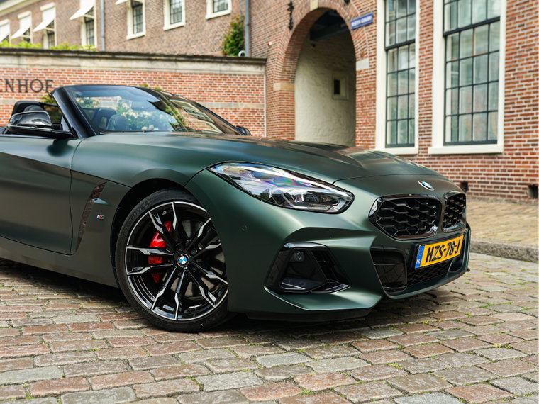 Vehicle Image 30