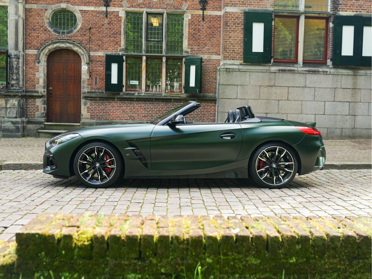 Vehicle Image 36