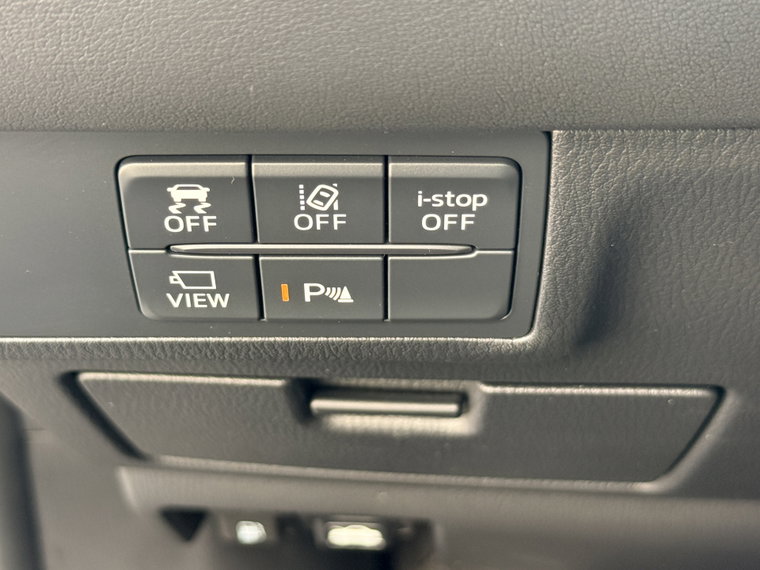 Vehicle Image 26