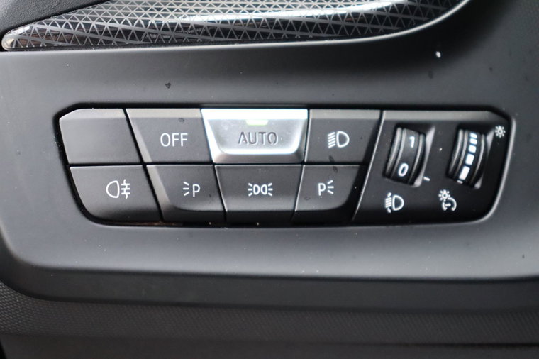 Vehicle Image 27