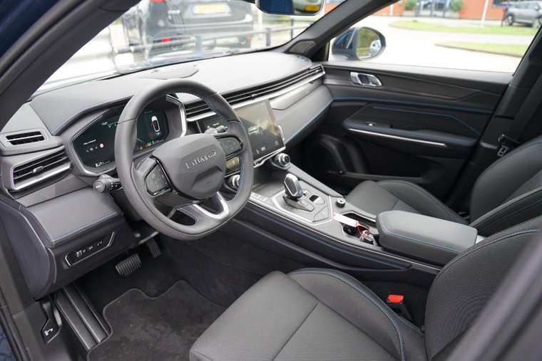 Vehicle Image 36