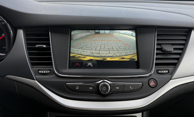 Vehicle Image 18