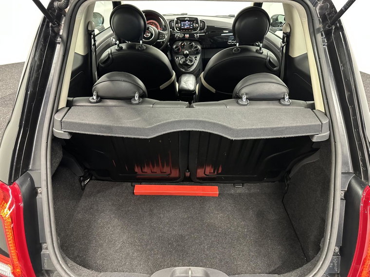 Vehicle Image 32