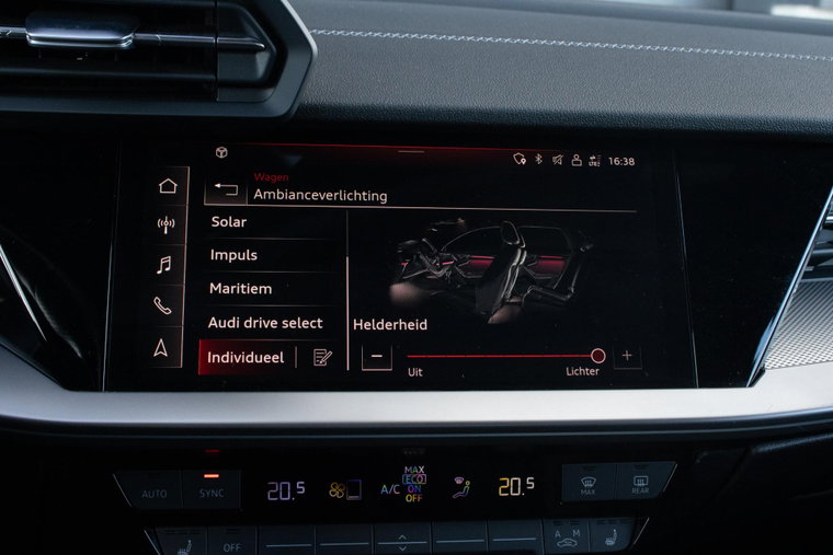 Vehicle Image 31
