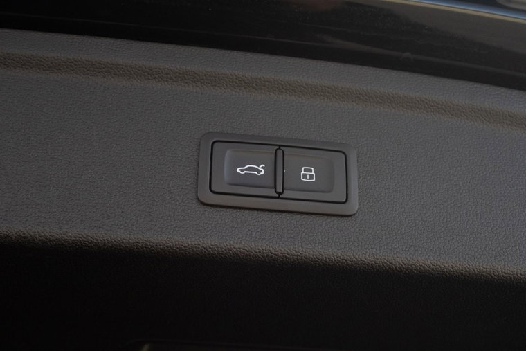 Vehicle Image 45