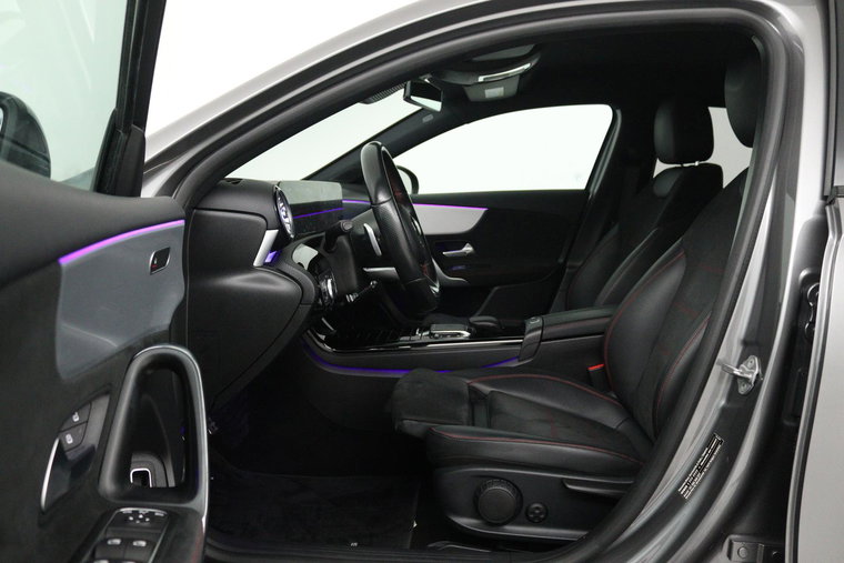 Vehicle Image 20