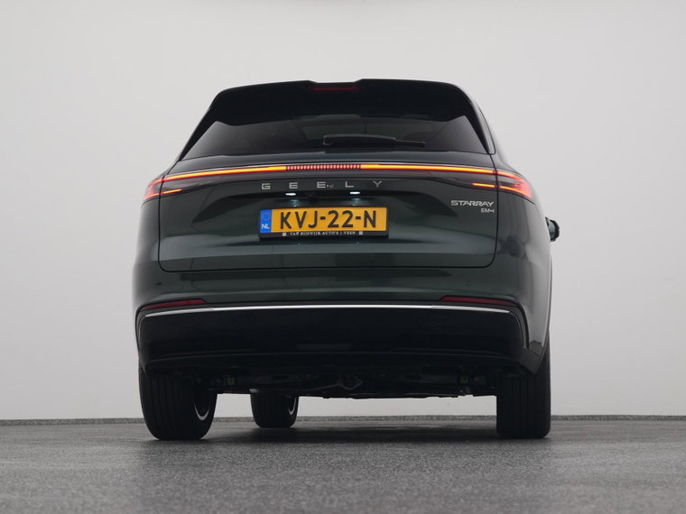 Vehicle Image 36