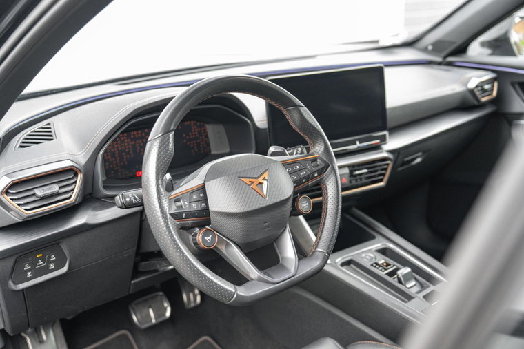 Vehicle Image 35