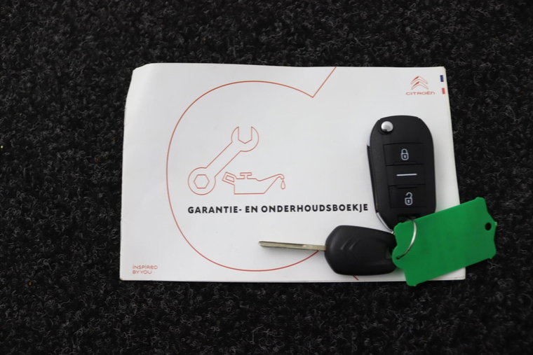 Vehicle Image 38