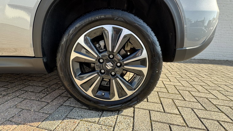 Vehicle Image 19