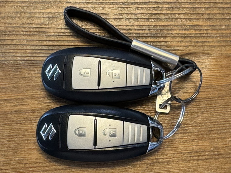Vehicle Image 10