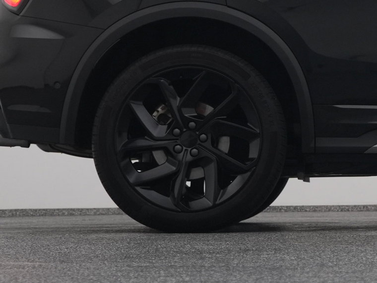 Vehicle Image 41