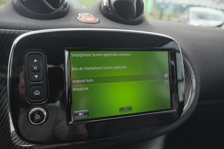 Vehicle Image 35