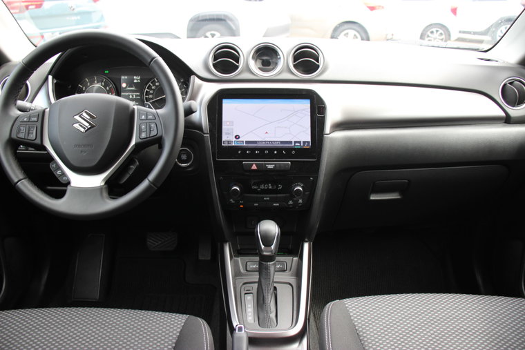 Vehicle Image 7