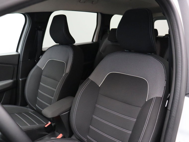 Vehicle Image 36