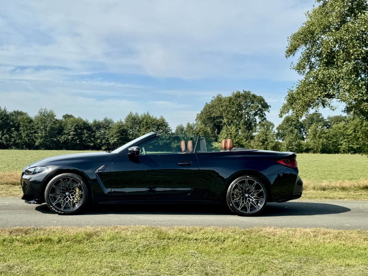Vehicle Image 26