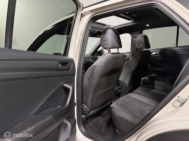 Vehicle Image 40