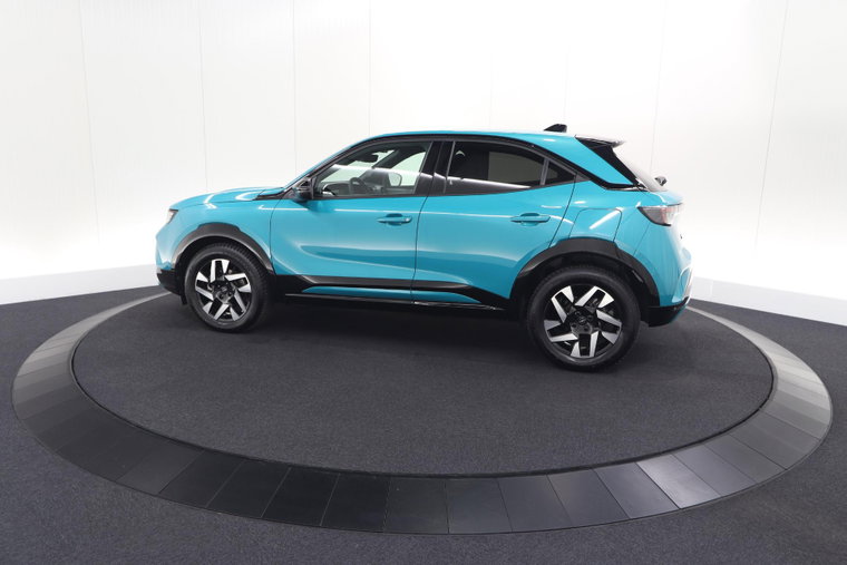 Vehicle Image 37