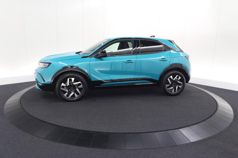 Vehicle Image 38