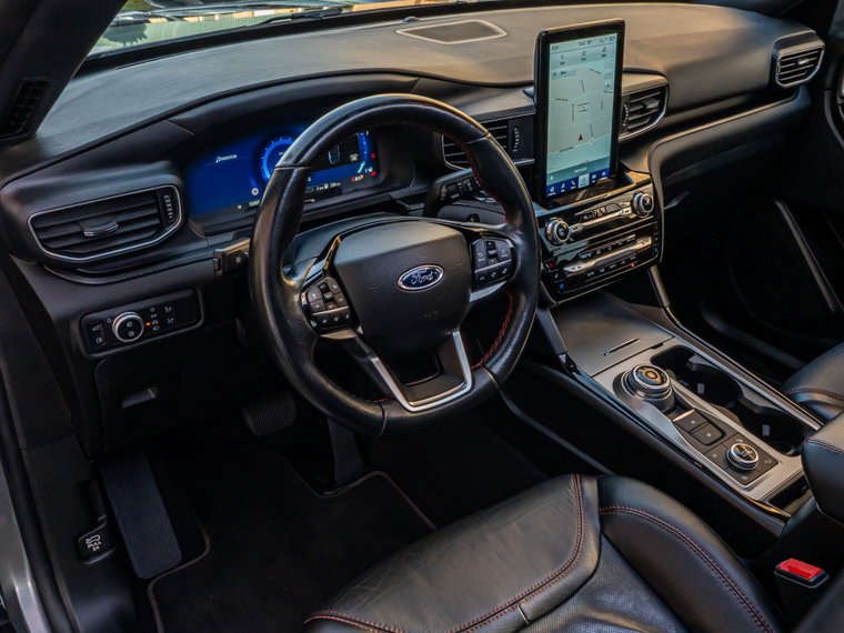 Vehicle Image 40