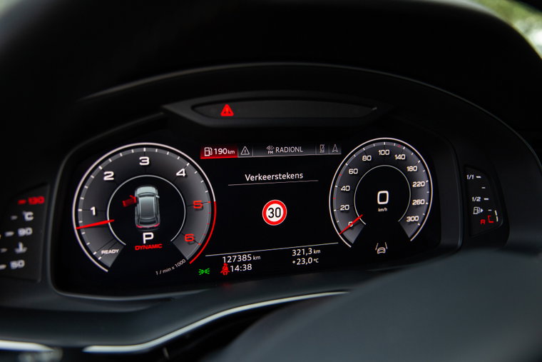Vehicle Image 14