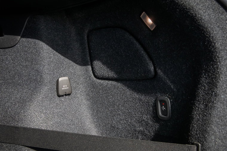Vehicle Image 38