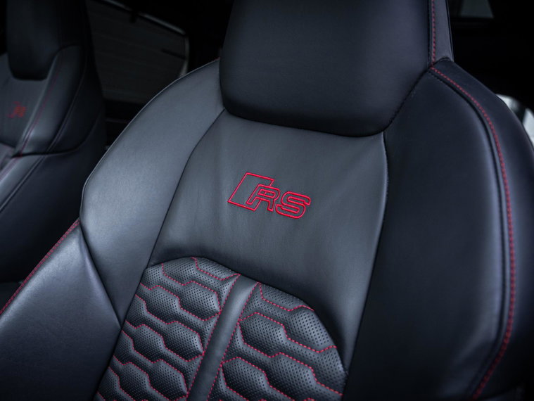 Vehicle Image 40