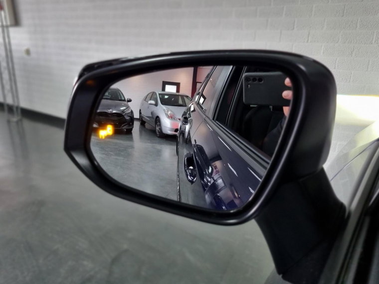 Vehicle Image 33