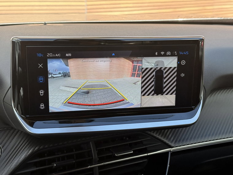 Vehicle Image 30