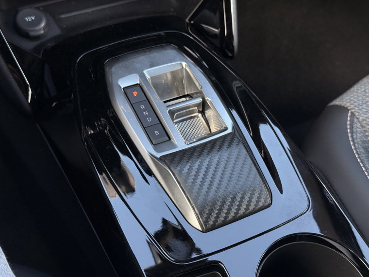 Vehicle Image 33