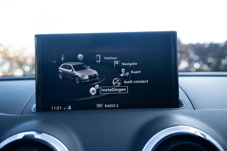 Vehicle Image 35