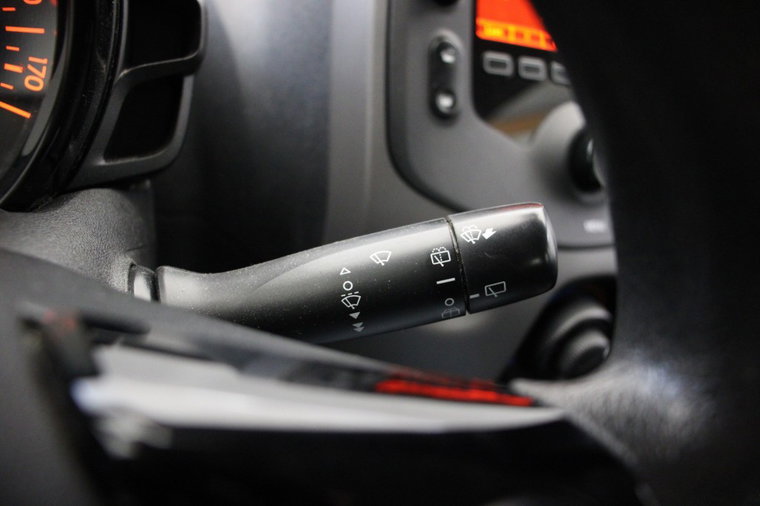 Vehicle Image 24